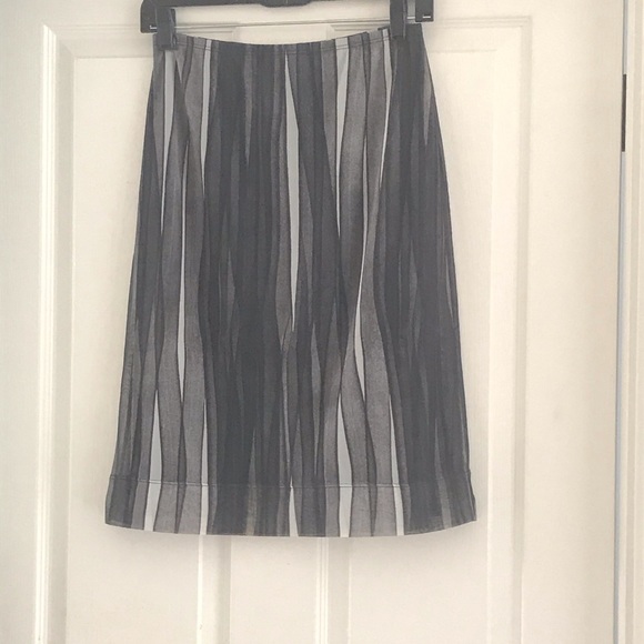 BCBG MaxAzria Graphic Print Straight Skirt Sz S - Picture 1 of 2
